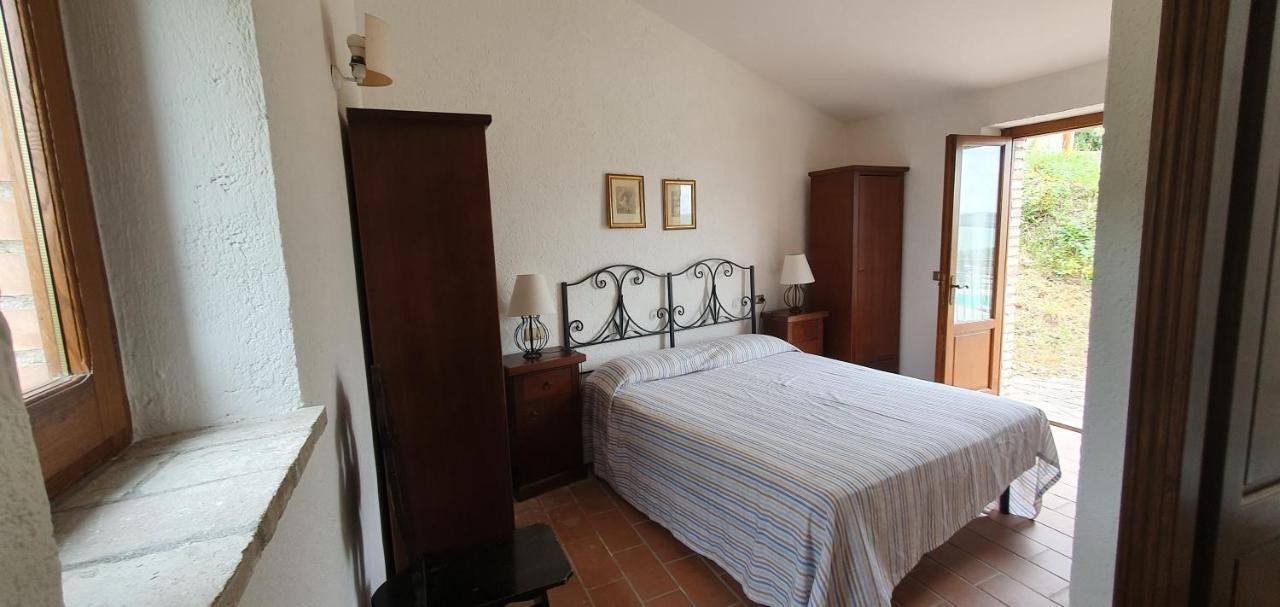Poloturisticoumbria Rustico Con Piscina Vista Lago 特拉西梅诺湖畔帕西尼亚诺 外观 照片